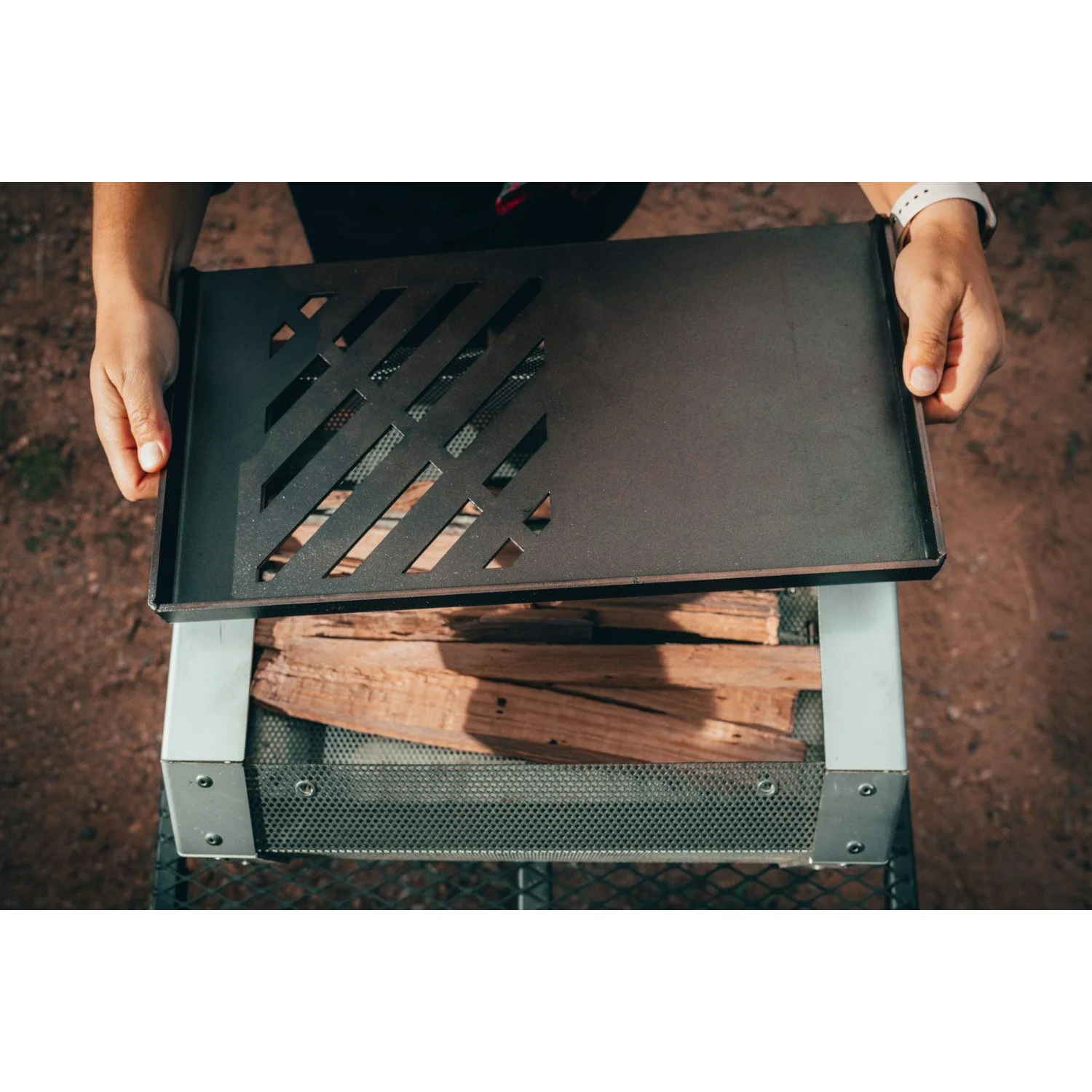 Pyro Camp Fire Pit + Grill Kit - Image 11